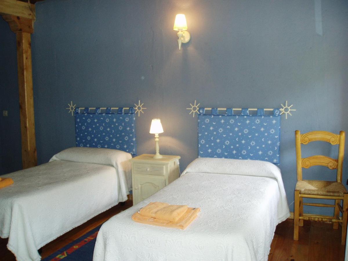 Hotel Rural El Urogallo Murias de Paredes Bilik gambar