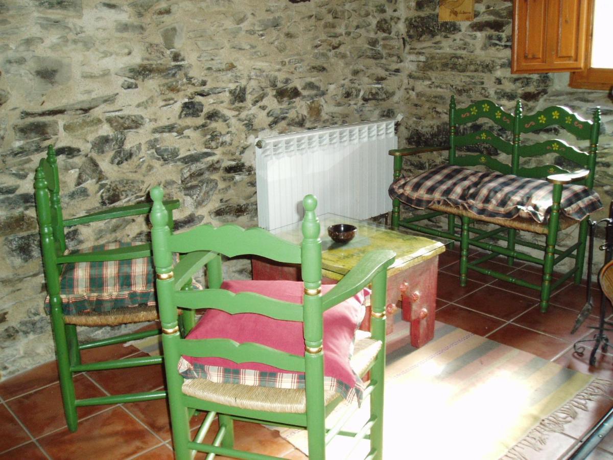 Hotel Rural El Urogallo Murias de Paredes Luaran gambar