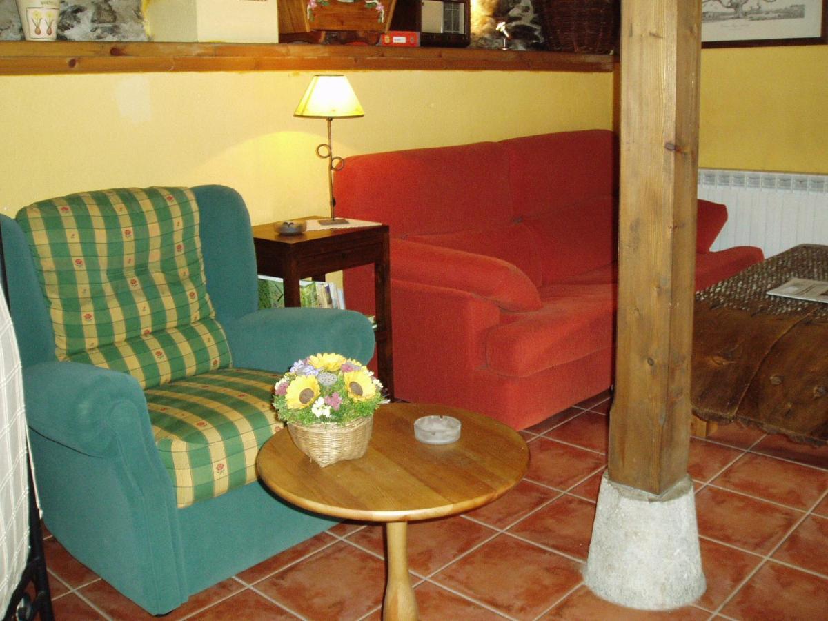 Hotel Rural El Urogallo Murias de Paredes Luaran gambar